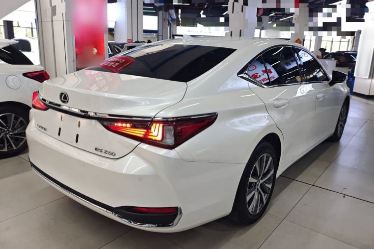 Used Lexus ES 2020 260 Excellence Edition