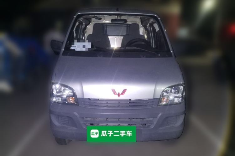 Used Wuling Zhiguang 2020 1.2L Van Utility Model China VI Emission Standard 2 Seats LSI