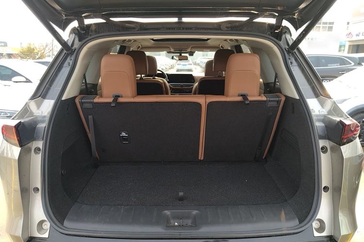 Used Nissan Pathfinder 2024 380 VC-TURBO Four-Wheel Drive Intelligent Driving Version 6 Seats Trunk