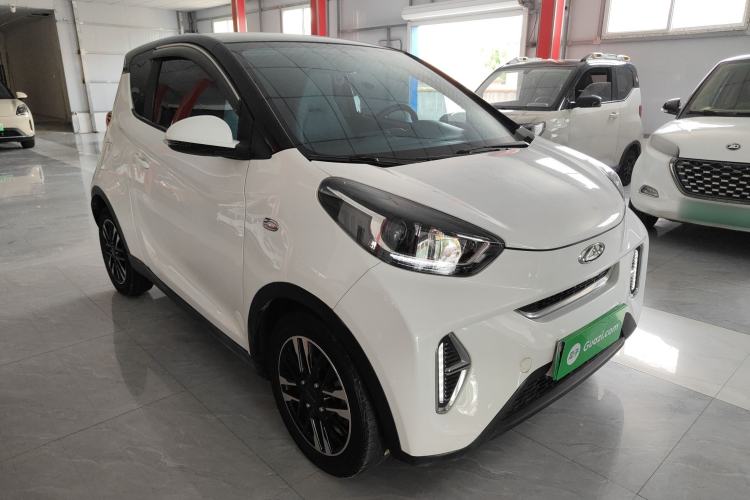 Used Chery QQ Little Ant 2022 Revised Version Sweet Pink Edition Half-Sugar Version Lithium Iron Phosphate 30.7 kWh 30 kW 301 km