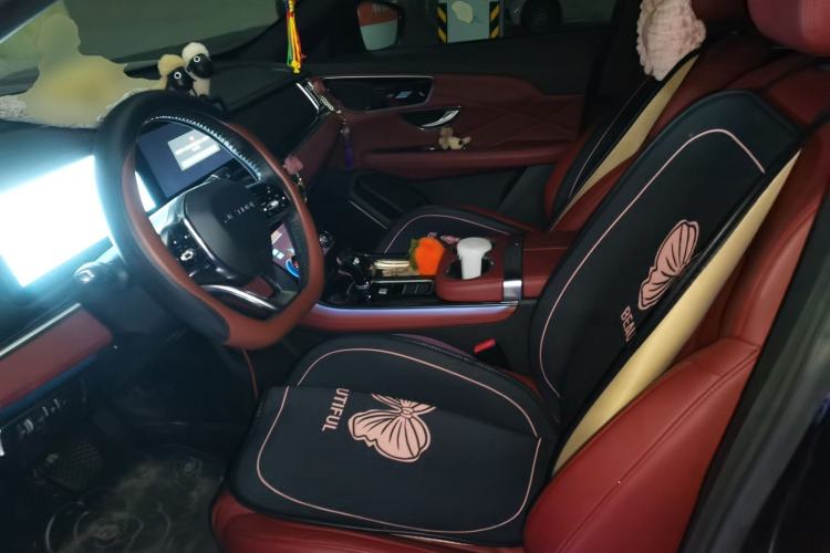 Used JETOUR X70 PLUS 2025 1.5T Luxury Edition 5 Seats