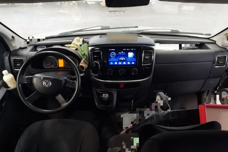 Used Dongfeng Yufeng 2023 V9+ 2.0T Manual Front-Drive Multi-Function Mid-Roof High-Roof 7/8/9-Seater
