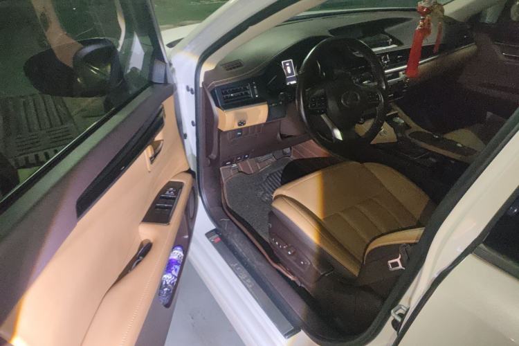 Used Lexus ES 2015 200 Elite Edition
