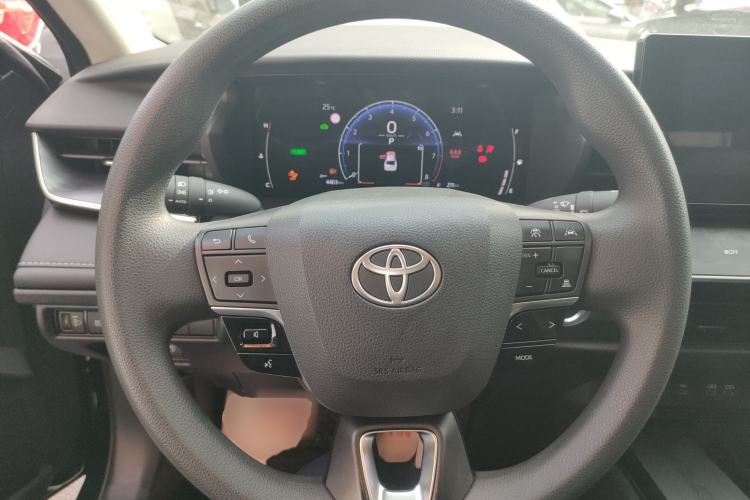 Used Toyota Camry 2024 Dual-Motor 2.0 HE Elite Edition
