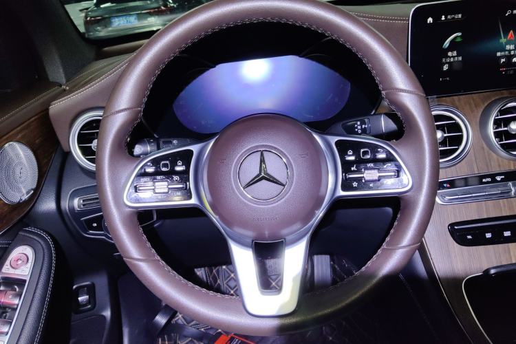 Used Mercedes-Benz GLC 2020 Facelifted GLC 300 L 4MATIC Luxury Edition Steering Wheel