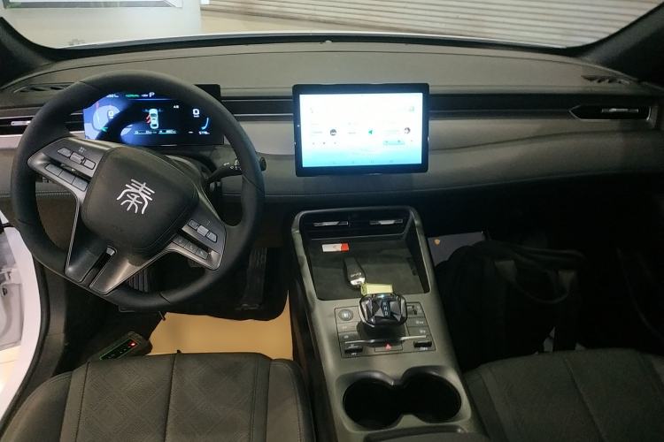 Used BYD Qin PLUS 2025 DM-i Smart Drive 55KM Leading Model