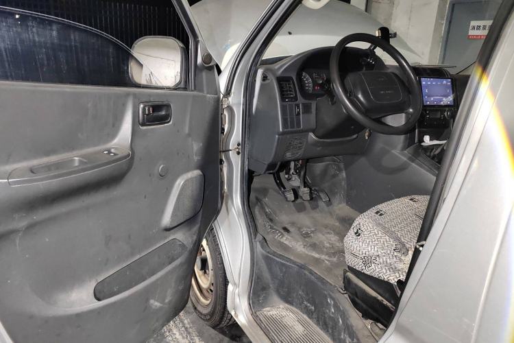 Used Jinbei Express 2018 2.0L Standard Version V19