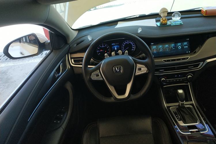 Used Changan Eado 2019 Blue Whale Edition 280T GDI DCT High-Speed Model
