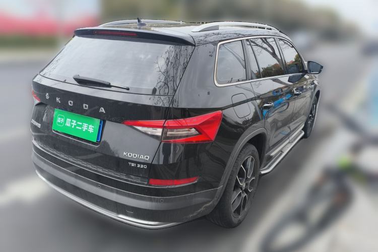 Used Skoda Kodiaq 2019 Facelifted TSI330 7-Seater Two-Wheel-Drive Luxury Enjoyment Edition China VI Standard
