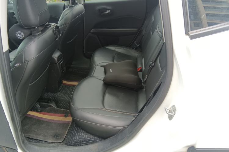 Used Jeep Compass 2017 200T Automatic Family Edition
