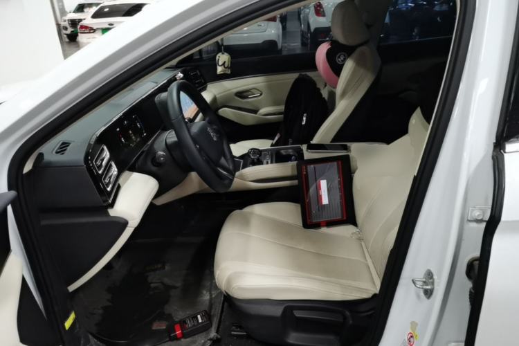 Used BYD Qin L 2024 DM-i 80KM Leading Model
