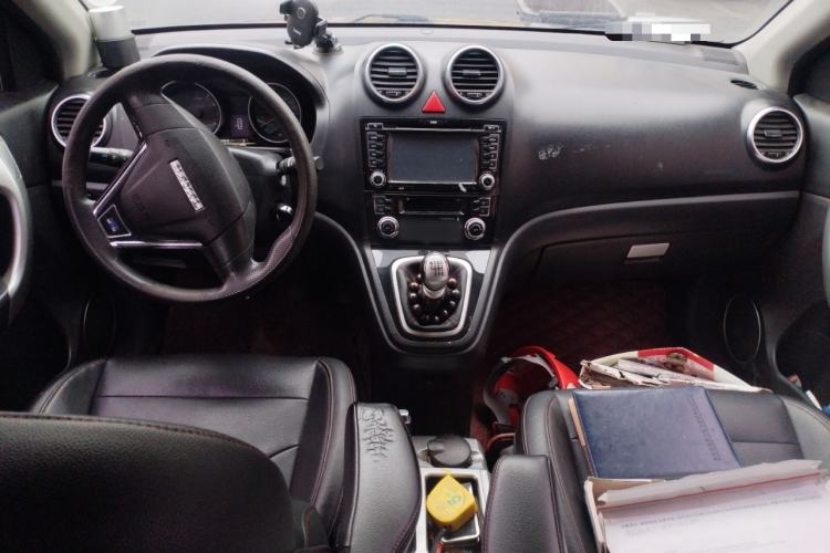 Used Haval H6 2016 Upgraded Model 1.5T Manual Two-Wheel Drive Urban Version