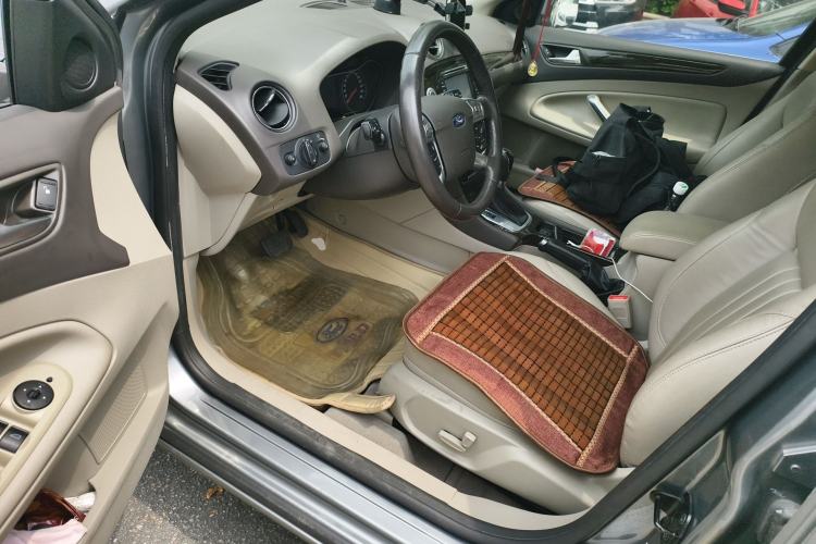 Used Ford Mondeo 2011 2.0L GTDi 200 Luxury Edition Driver Seat