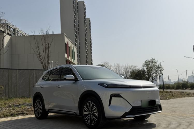 Used Geely Galaxy Galaxy Xingjian 7 EM-i 2025 120km Flagship Edition
