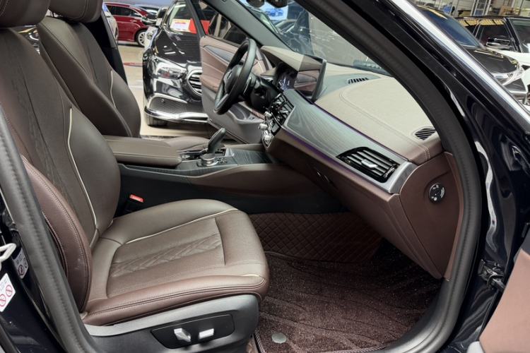 Used BMW 5 Series 2023 530Li Leading Model M Sport Package
