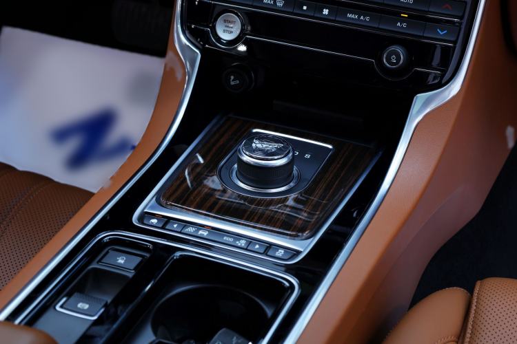 Used Jaguar XFL 2017 XFL 2.0T 240PS Luxury Edition