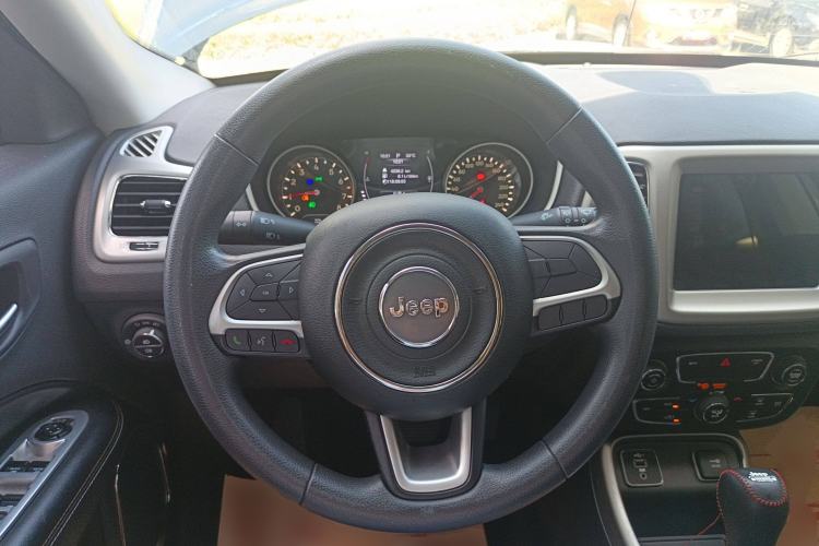 Used Jeep Compass 2019 220T Automatic Enjoyment Version