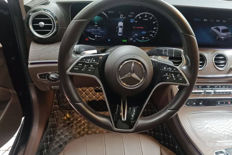 Used Mercedes-Benz E-Class New Energy 2022 Restyled E 350 e L Plug-in Hybrid Sedan
