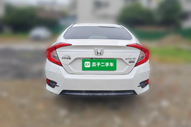 Used Honda Civic 2016 220TURBO CVT Luxury Edition
