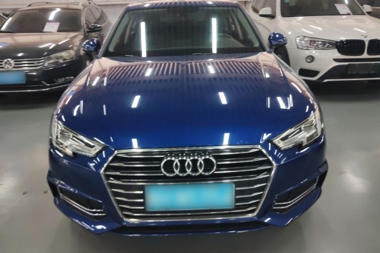 Used Audi A4L 2019 40 TFSI Ambition China VI Front