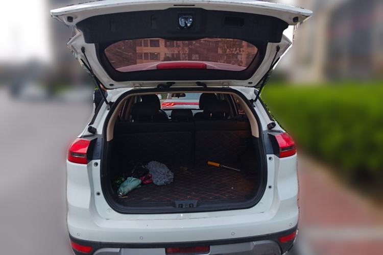 Used Geely Auto Emgrand X7 Sport 2016 1.8TD Automatic Smart Connectivity Version
