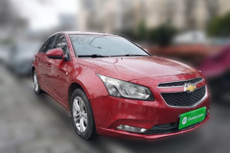 Used Chevrolet Cruze 2015 1.5L Classic SE AT Front Right 45 Deg