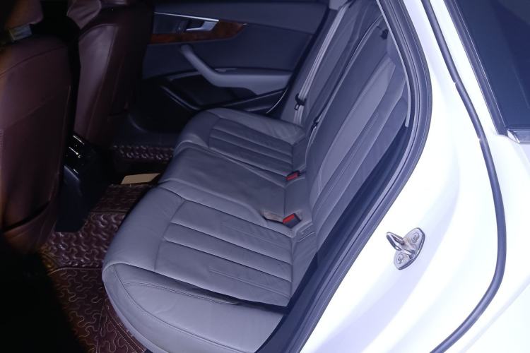 Used Audi A4L 2018 30th Anniversary Edition 45 TFSI quattro Individual Sport Edition
