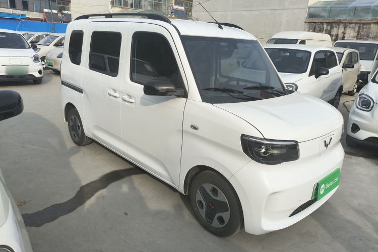 Used Wuling Zhiguang New Energy 2025 Model 305km Ambitious Edition