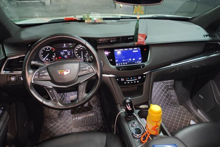 Used Cadillac XT5 2022 2.0T Two-Wheel Drive Luxury Version