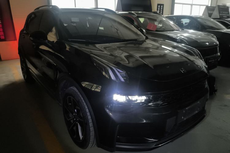 Used Lynk & Co 01 EM-P 2023 1.5TD EM-P PM Front Right 45 Deg