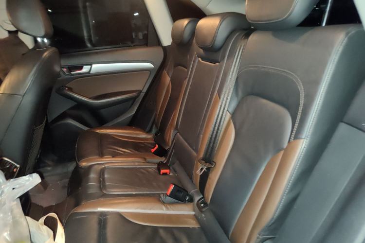 Used Audi Q5 2018 Collector's Edition 40 TFSI Technology Model
