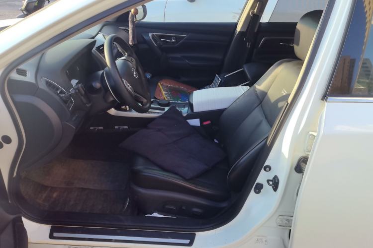 Used Nissan Teana 2014 Duke 2.5L XV Deluxe Edition Left Front Seat