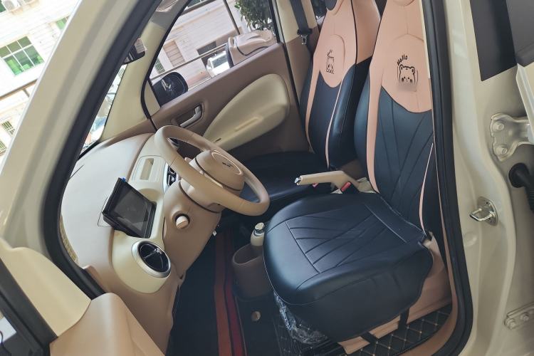 Used Wuling Hongguang MINIEV 2025 Four-Door Version Advanced Edition Left Front Seat