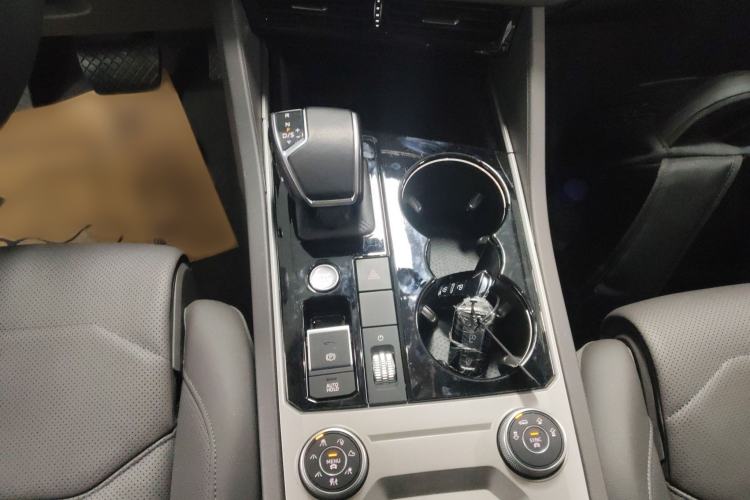 Used Volkswagen Touareg 2023 2.0 TSI RuiShang Edition

