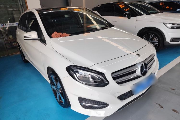 Used Mercedes-Benz B-Class 2018 B 200 Fashion Model