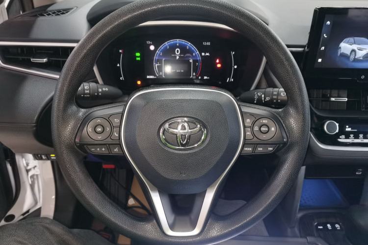 Used Toyota FRONTLANDER 2023 2.0L CVT Luxury Edition