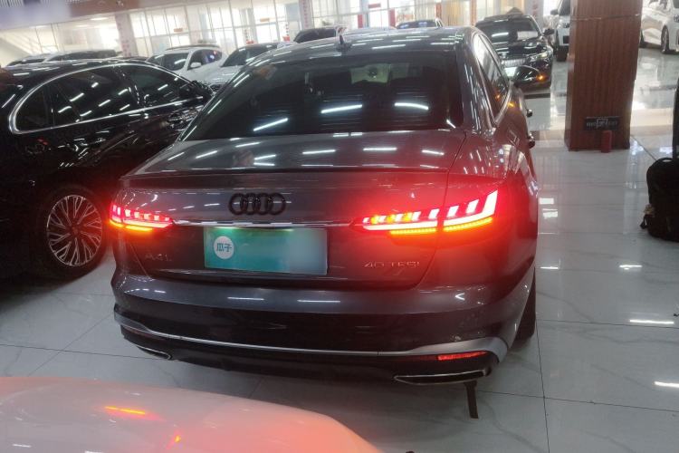 Used Audi A4L 2022 40 TFSI Fashion Dynamic Model
