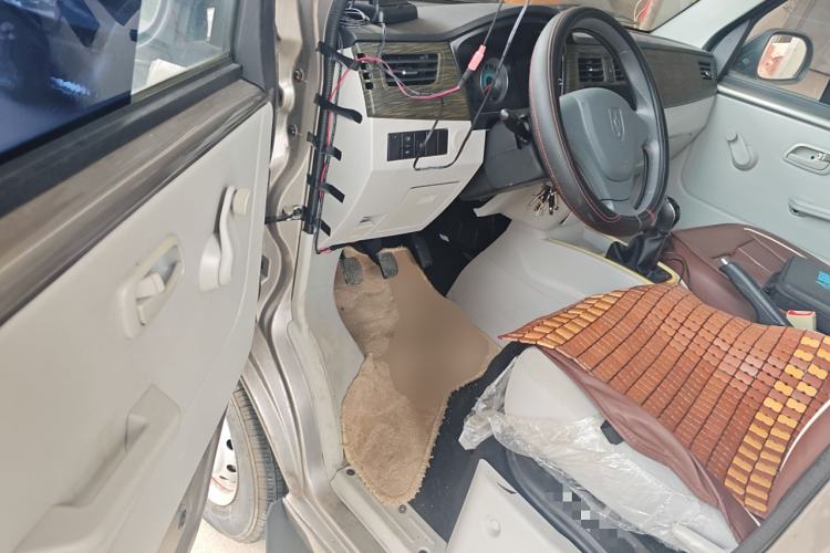 Used Jinbei New Hiace X30L 2021 1.5L Wealth Edition Bus Non-Air-Conditioned China VI Standard SWC15M Driver Seat