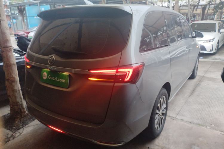 Used Buick GL8 2023 Land Executive Class Smart Enjoyment Model Rear Right 45 Deg