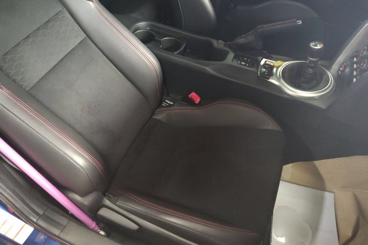 Used Toyota 86 2014 2.0L Manual Luxury Version