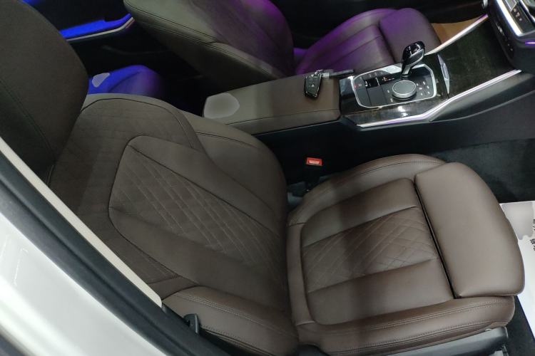 Used BMW 3 Series 2022 Updated 325Li M Sport Package Right Front Seat