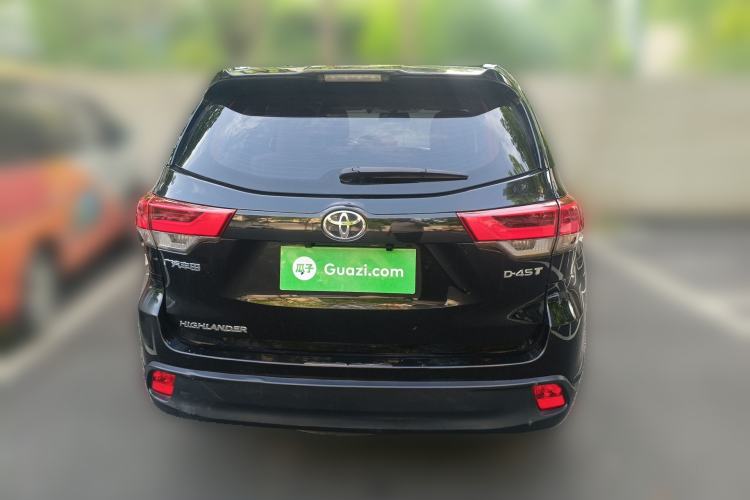 Used Toyota Highlander 2018 2.0T Two-Wheel Drive Elite Version 5 Seats China VI Standard