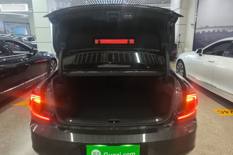 Used Volvo S90 2022 B5 Zhiyuan Luxury Edition
