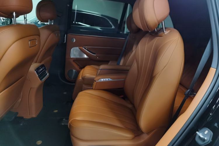 Used Hima AITO M8 2025 Extended-Range Max+ Version 53.4 kWh 6-Seater Edition
