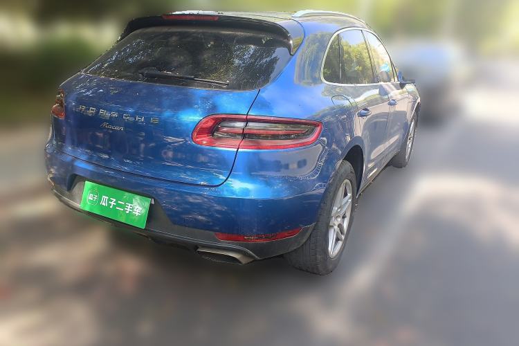 Used Porsche Macan 2014 Macan 2.0T Rear Right 45 Deg