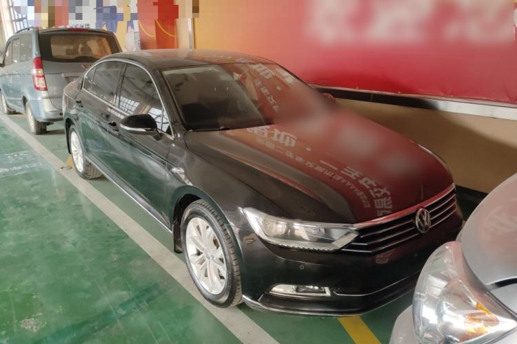 Used Volkswagen Magotan 2017 330TSI DSG Luxury Model Exterior 1