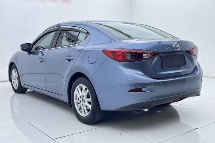 Used Mazda Mazda 3 Axela 2014 Sedan 1.5L Automatic Luxury Model
