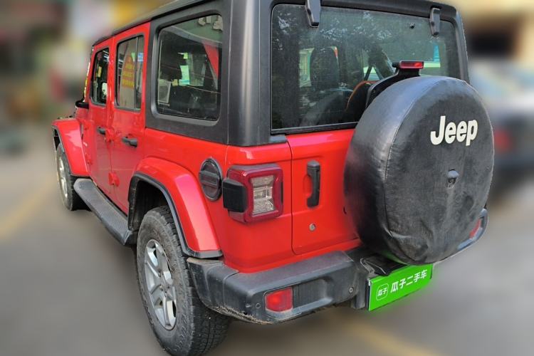 Used Jeep Wrangler 2019 2.0T Sahara Four-Door Version China VI Emission Standard
