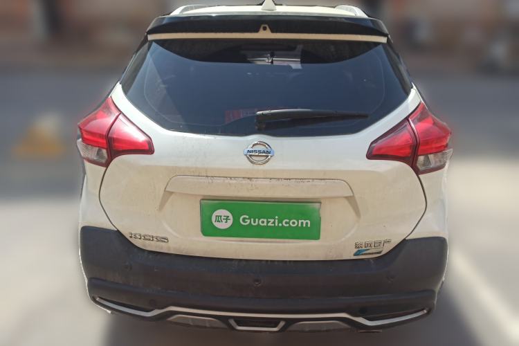 Used Nissan Kicks 2017 1.5L CVT Cool Enjoy Edition
