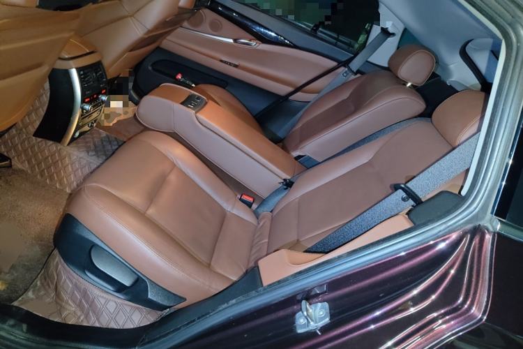 Used BMW 5 Series GT 2011 535i xDrive Luxury Edition
